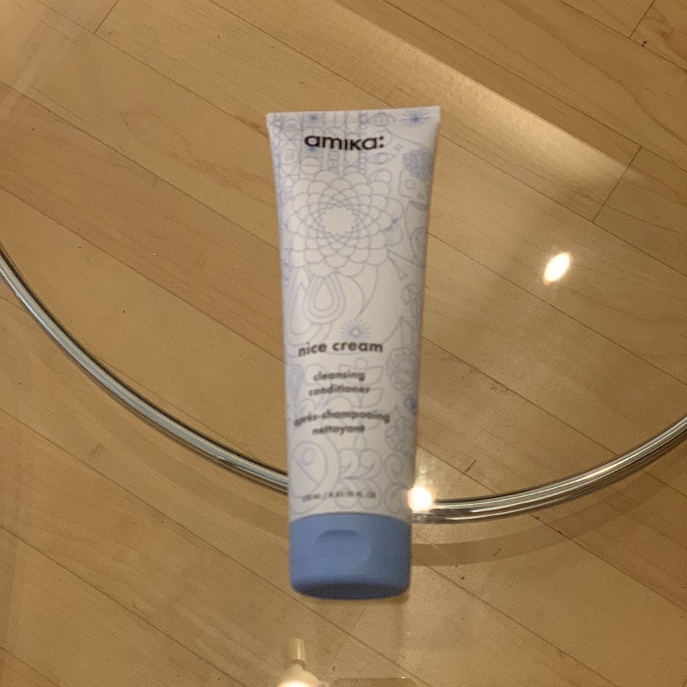 Amika Nice Cream Cleansing Conditioner 250ml/8.45